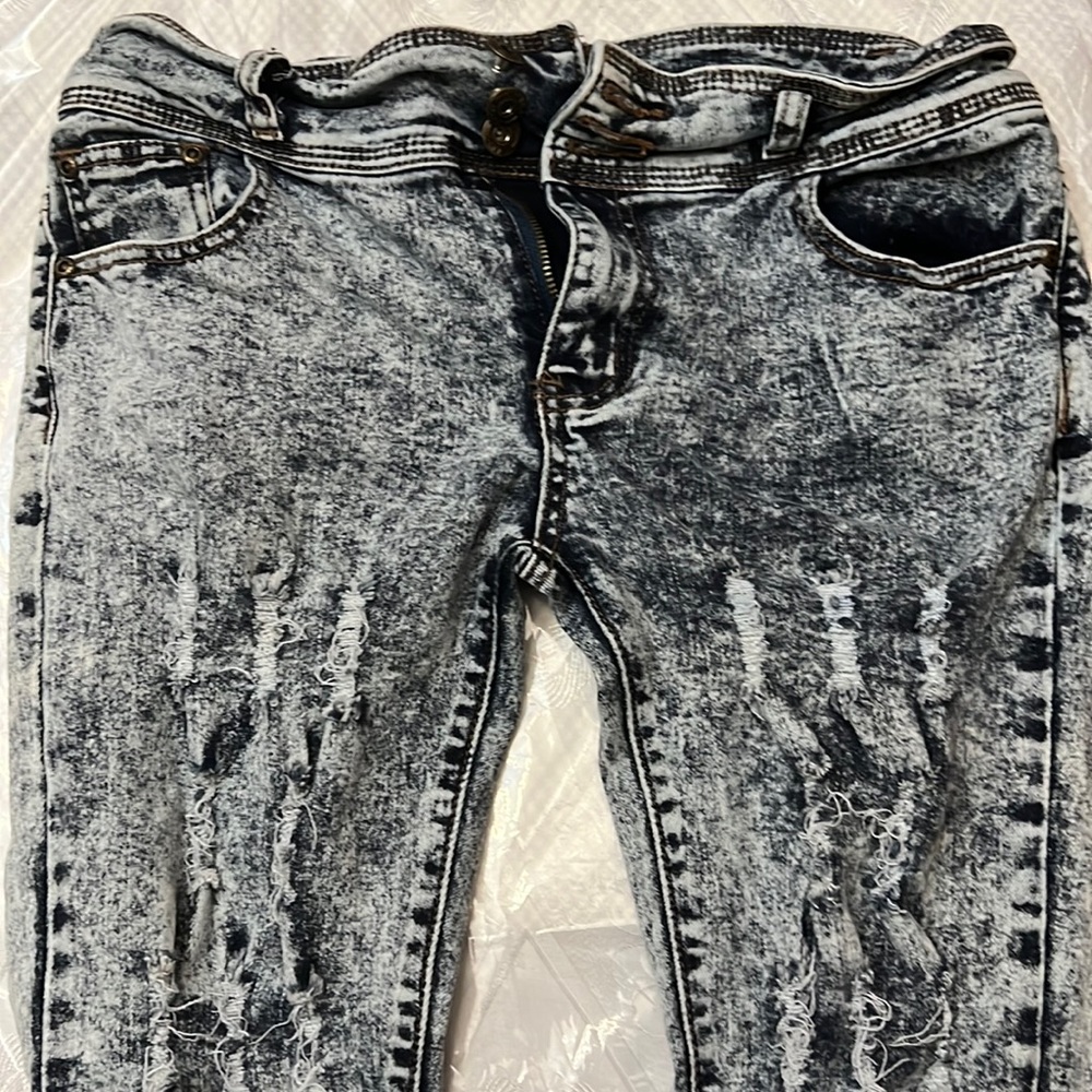 Risqué Jeans